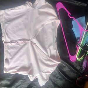 Pink buttoned mini croped top